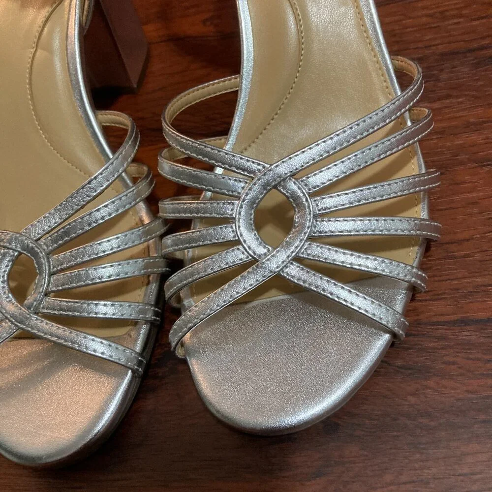 Talbots Block Heel Sandals Womens 8.5 Silver Metallic Strappy Evening Shoes